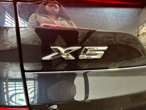 Used 2024 BMW X5 xDrive40i w/ M Sport Package AWD/4WD image 11