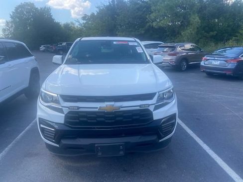 Used 2022 Chevrolet Colorado LT w/ Fleet Safety Package RWD image 2