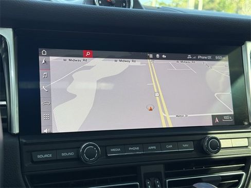 Used 2021 Porsche Macan S image 25