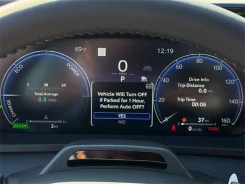 New 2025 Toyota Crown Signia image 25