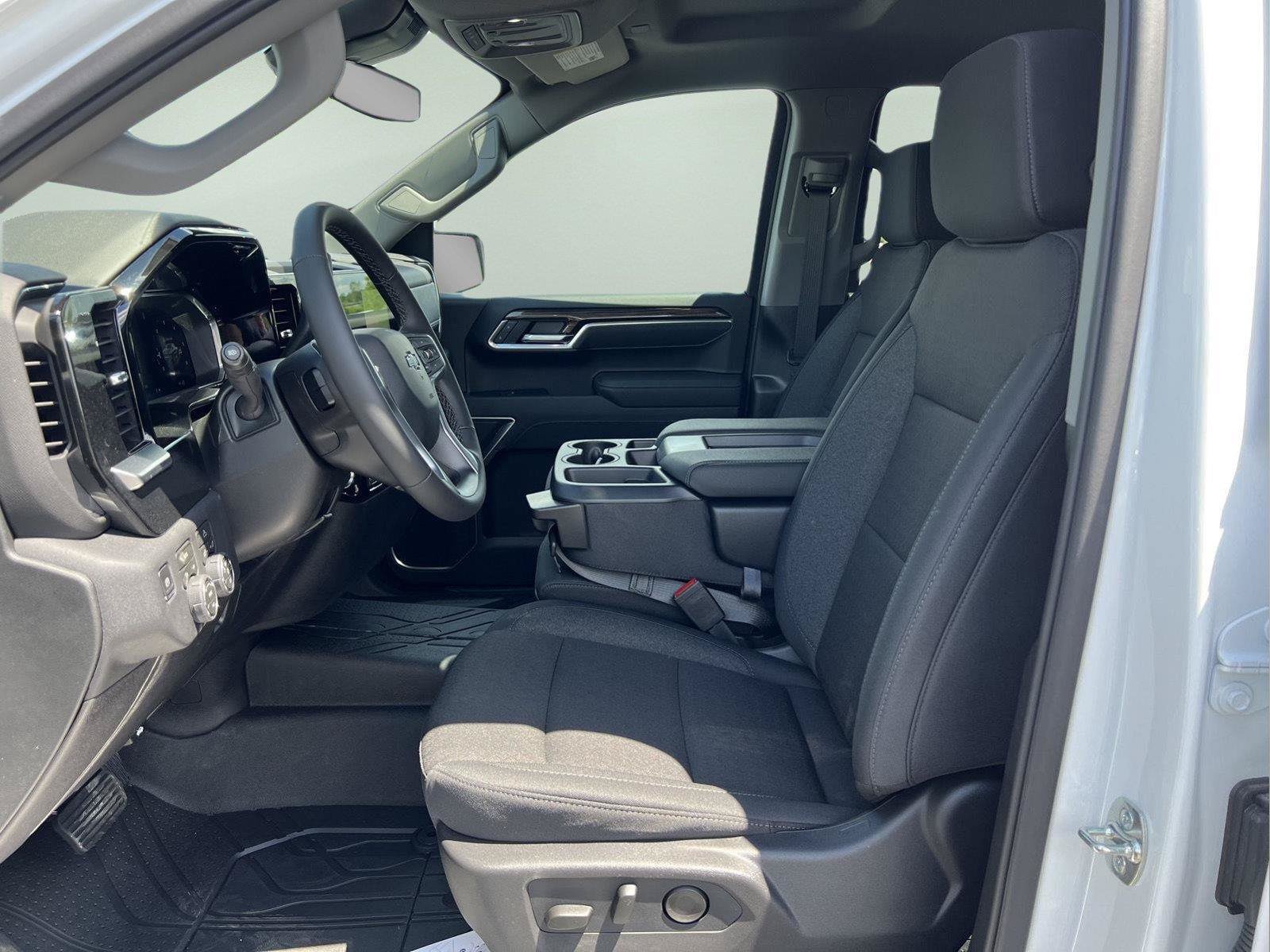 New 2026 Chevrolet Silverado 1500 RST w/ RST Select Package AWD/4WD image 17