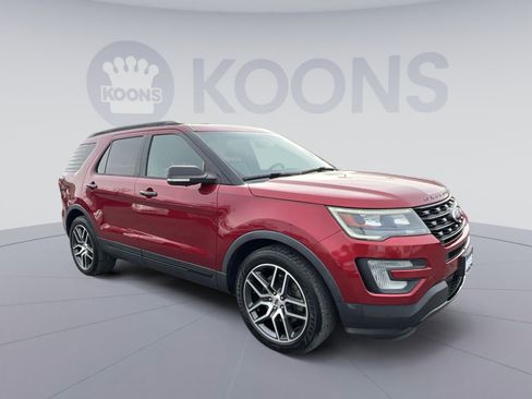 Used 2017 Ford Explorer Sport w/ Equipment Group 401A image 10