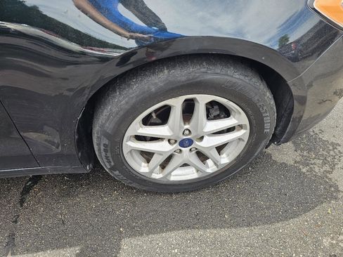 Used 2014 Ford Fusion SE FWD image 14