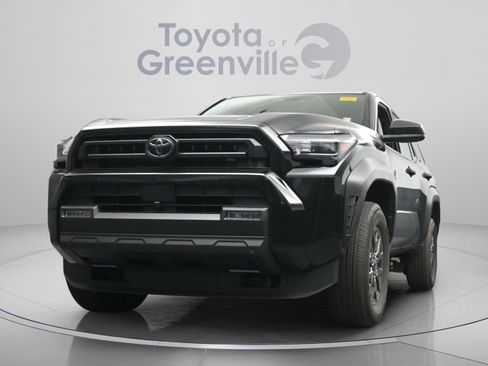 Used 2025 Toyota 4Runner SR5 AWD/4WD image 24