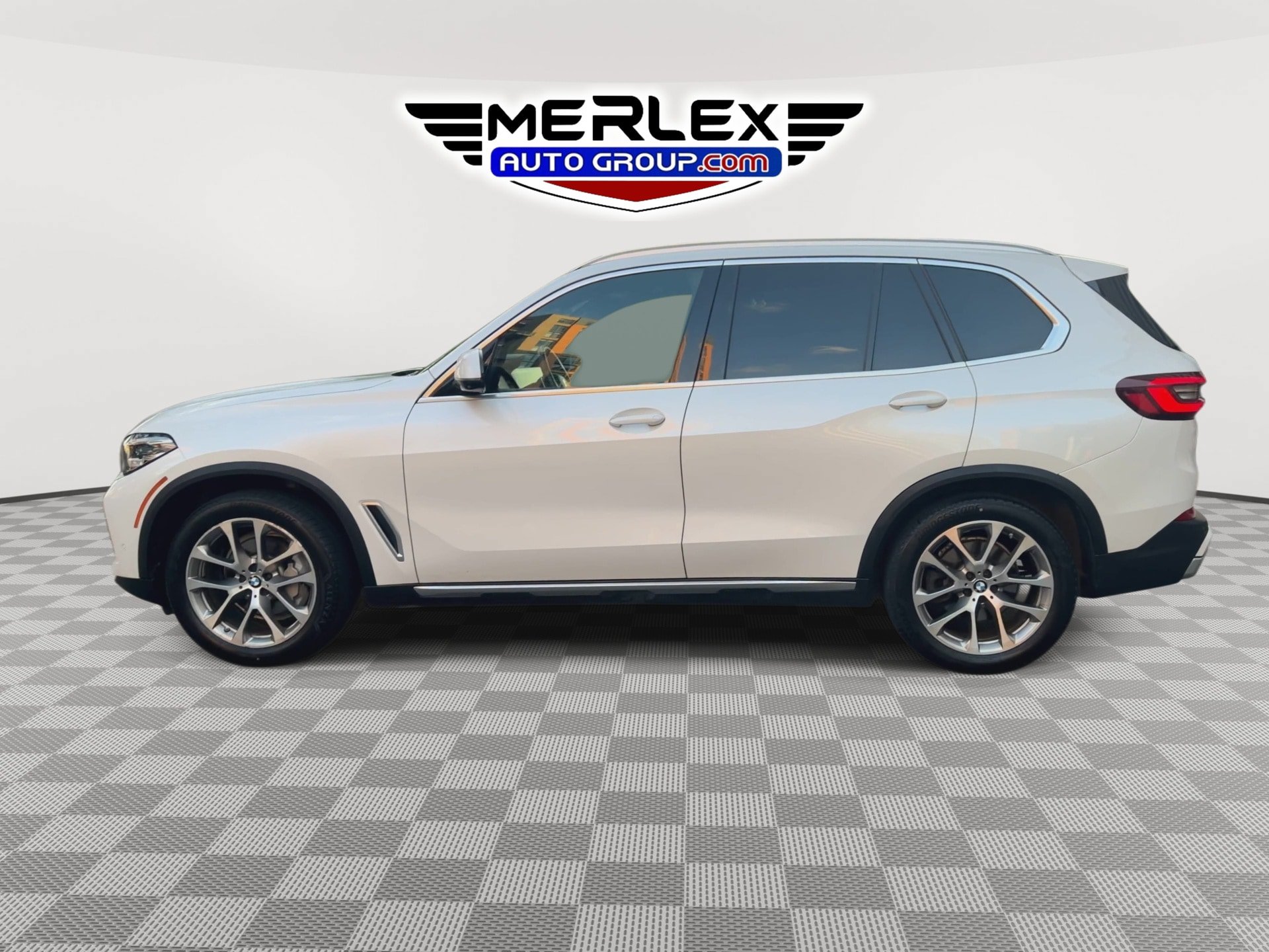 Used 2021 BMW X5 xDrive40i w/ Premium Package 2 AWD/4WD image 6
