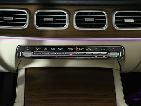 Certified 2026 Mercedes-Benz GLE 350 4MATIC image 24