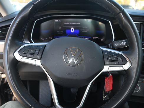 Used 2024 Volkswagen Jetta S image 12