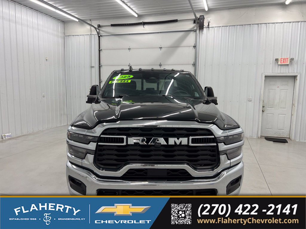 Used 2025 RAM 2500 Big Horn AWD/4WD image 7