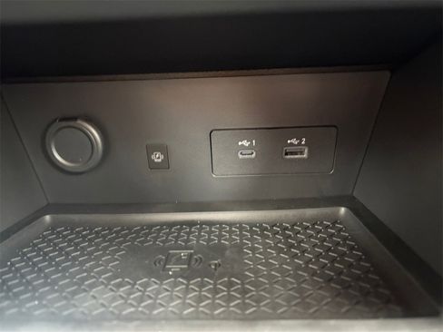 New 2025 Nissan Pathfinder Platinum image 12