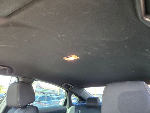 Used 2020 Honda Civic Sport image 11