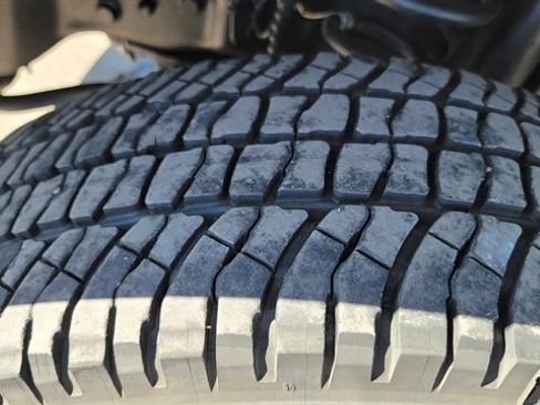 Used 2024 Ford F250 XL w/ XL Chrome Package image 13