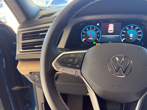 New 2026 Volkswagen Atlas Cross Sport SE FWD image 14