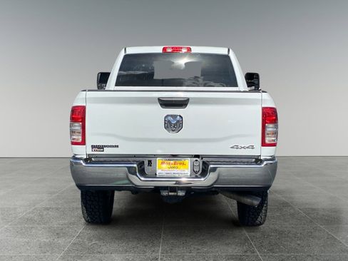 Used 2024 RAM 2500 Big Horn AWD/4WD image 4
