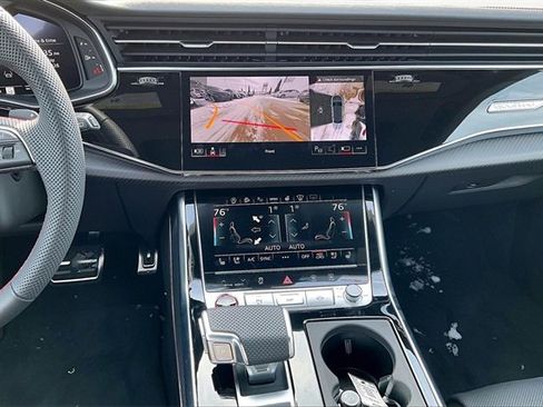 New 2026 Audi SQ8 Prestige image 3