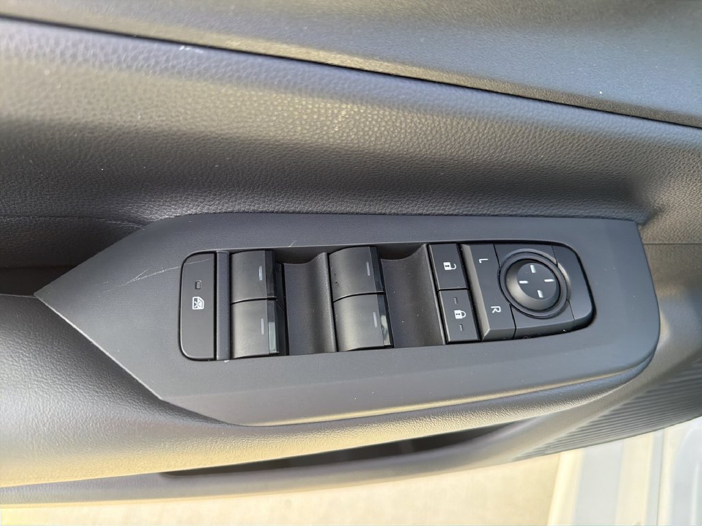 Certified 2026 Toyota Prius Plug-In Hybrid FWD image 10