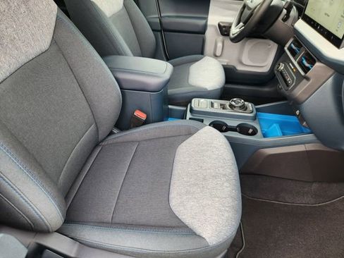 New 2026 Ford Maverick XLT image 9