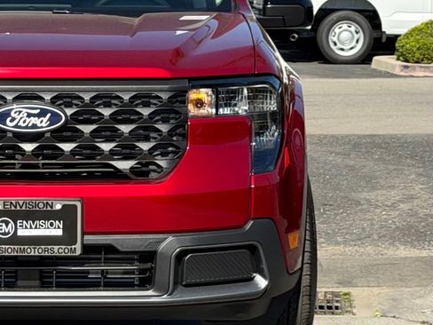 New 2026 Ford Maverick XLT image 4