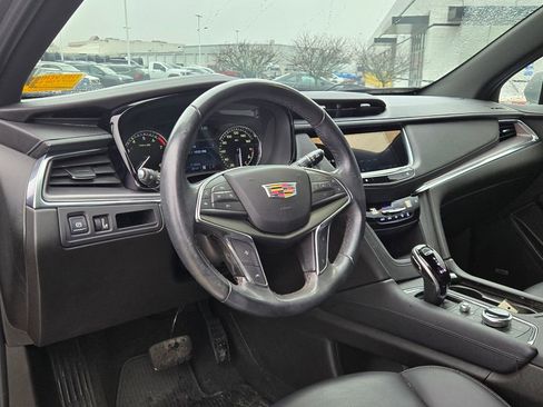 Used 2023 Cadillac XT5 Luxury image 12
