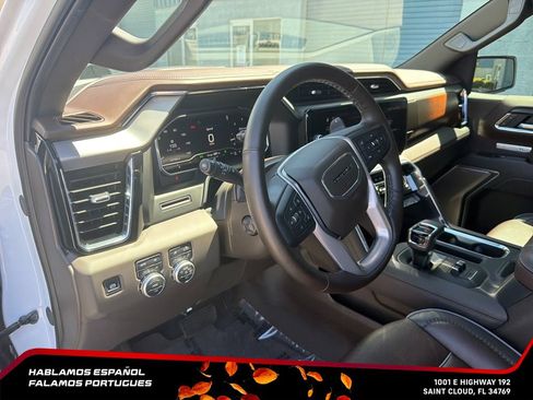 Used 2025 GMC Sierra 1500 Denali w/ LPO, Utility Wall Package AWD/4WD image 17