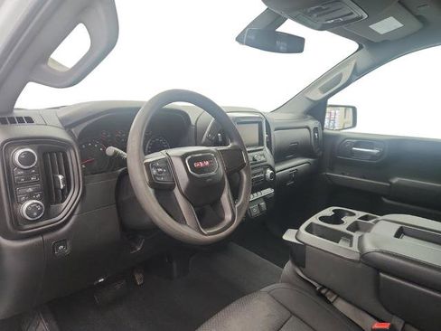 Used 2020 GMC Sierra 1500 4x4 Crew Cab w/ Sierra Value Package image 9