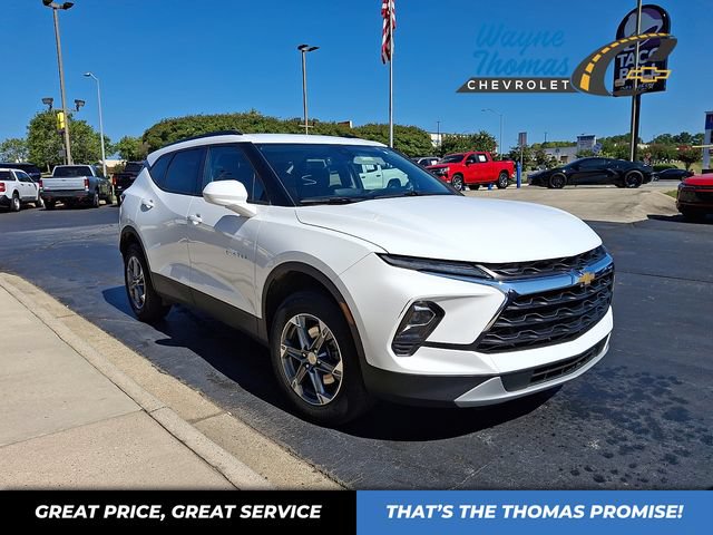 Used 2024 Chevrolet Blazer LT w/ Convenience Package FWD image 1