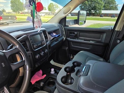 Used 2015 RAM 3500 Tradesman w/ Chrome Appearance Group AWD/4WD image 7
