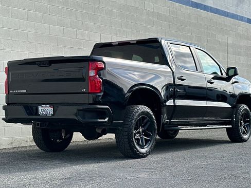 Used 2023 Chevrolet Silverado 1500 LT Trail Boss image 4
