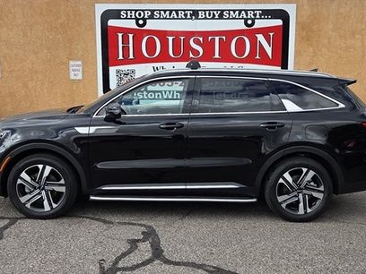 Used 2022 Kia Sorento EX w/ Panoramic Sunroof Package