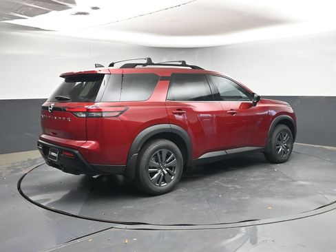 New 2026 Nissan Pathfinder SV w/ SV Premium Package FWD image 5
