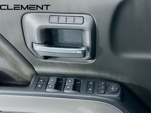 Used 2018 Chevrolet Silverado 1500 LTZ Z71 image 24