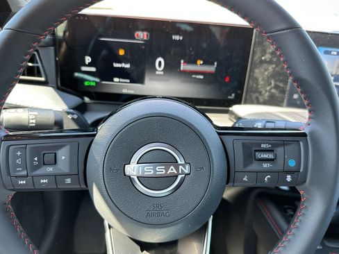 New 2026 Nissan Kicks SR w/ SR Premium Package FWD image 21