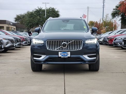 Used 2025 Volvo XC90 T8 Ultra w/ Protection Package Premier image 2