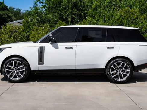 New 2027 Land Rover Range Rover Long Wheelbase SE AWD/4WD image 16