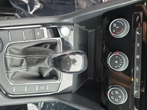 Certified 2023 Volkswagen Taos SE AWD/4WD image 24