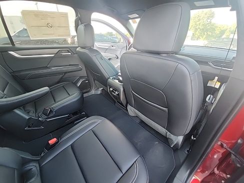 New 2025 GMC Acadia Elevation w/ Elevation Premium Package image 20