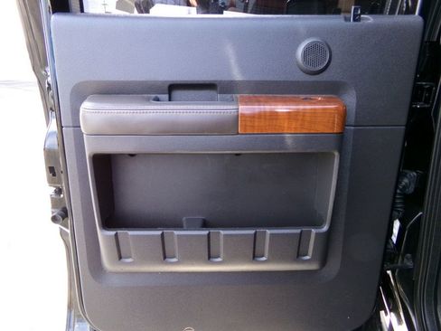 Used 2016 Ford F350 King Ranch w/ King Ranch w/Chrome Package image 13