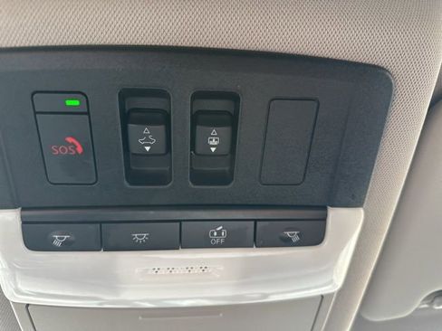 Used 2023 Nissan Rogue Platinum w/ Platinum Premium Package image 31