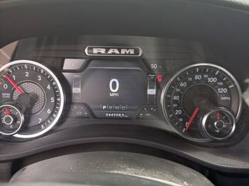 Used 2023 RAM 2500 Laramie w/ Night Edition AWD/4WD image 10