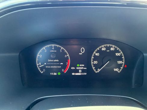 Used 2024 Honda CR-V EX image 5