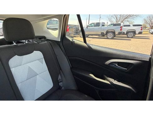 Certified 2024 Chevrolet Trax LS w/ LS Convenience Package image 23