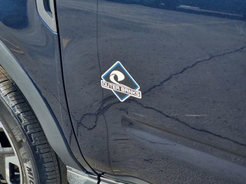 Used 2023 Ford Bronco Sport Outer Banks w/ Tech Package image 34