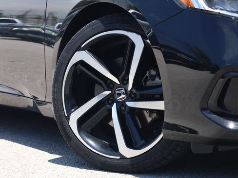 Used 2022 Honda Accord Sport image 3