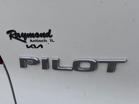 Used 2018 Honda Pilot Elite image 13