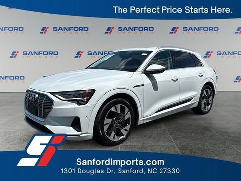 Used 2023 Audi e-tron Premium Plus w/ Premium Plus Package AWD/4WD image 1
