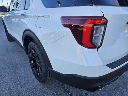 Used 2023 Ford Explorer ST w/ Equipment Group 401A image 14