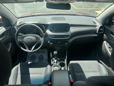 Used 2020 Hyundai Tucson SE w/ Cargo Package AWD/4WD image 17