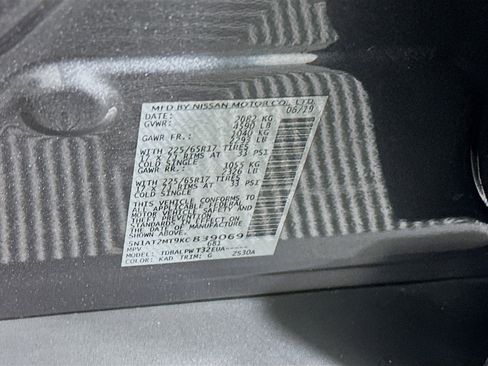 Used 2019 Nissan Rogue S FWD image 12