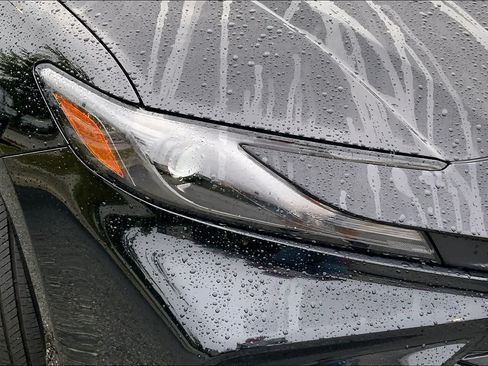 Used 2025 Toyota Camry LE AWD/4WD image 26
