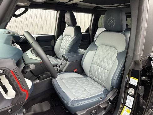 Used 2026 Ford Bronco Heritage Edition AWD/4WD image 21