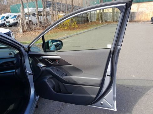 Certified 2025 Subaru Impreza 2.0i image 36